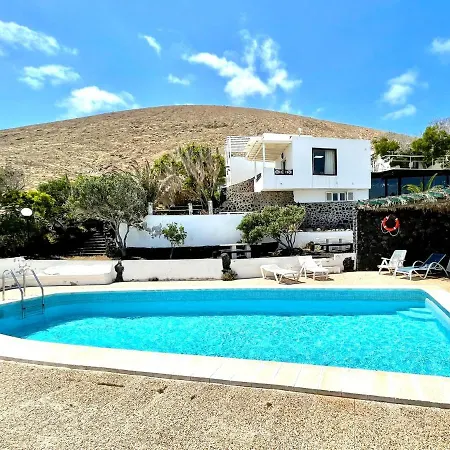 Estupendo apartamento B, con Wifi y vista a Piscina y Oceano Apartamento